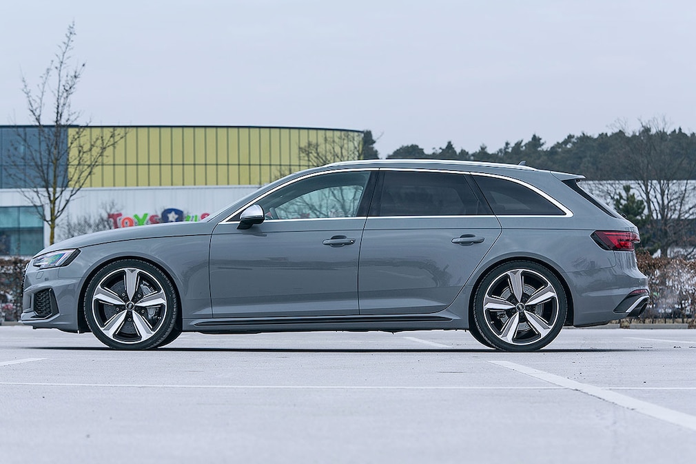 Audi RS4 Avant