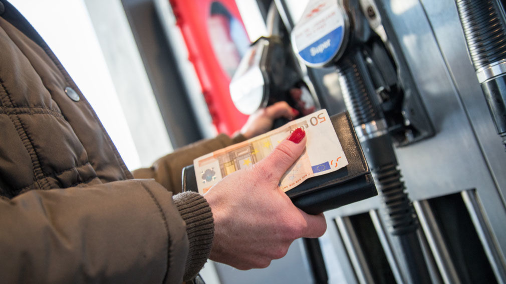 Benzinverbrauchsrechner: So Spritverbrauch berechnen