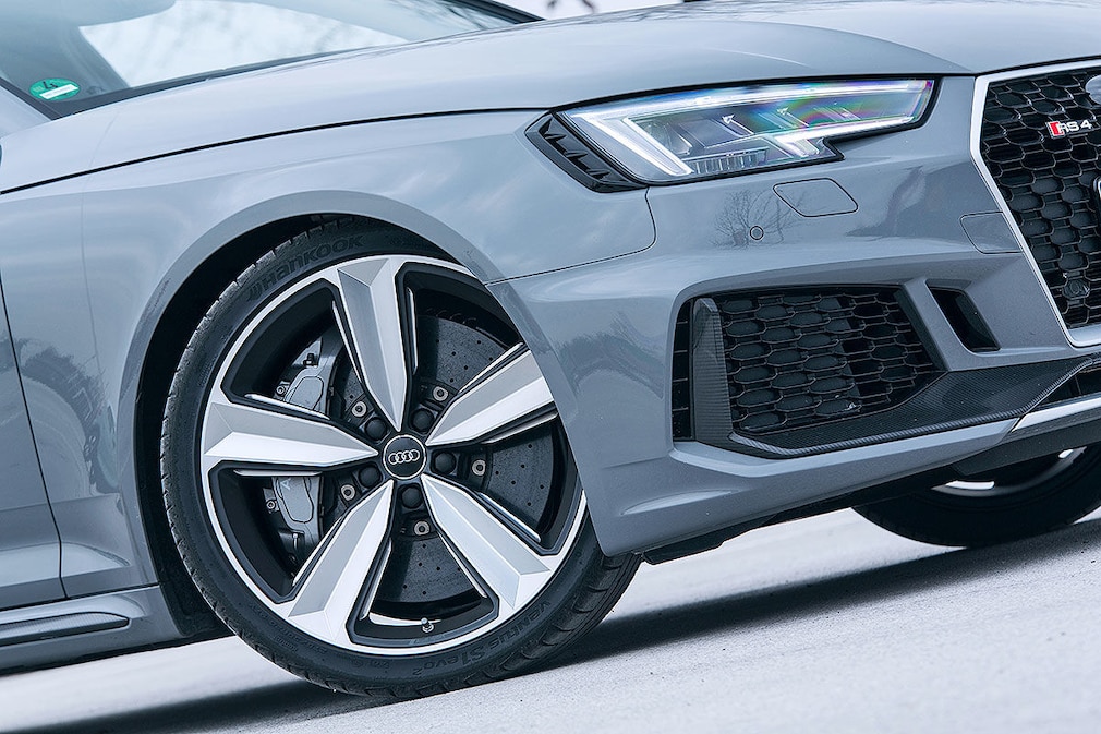Audi RS 4 Avant