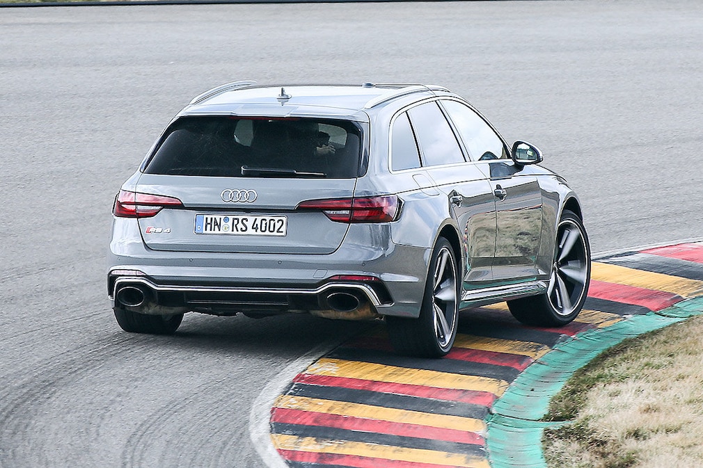 Audi RS 4 Avant