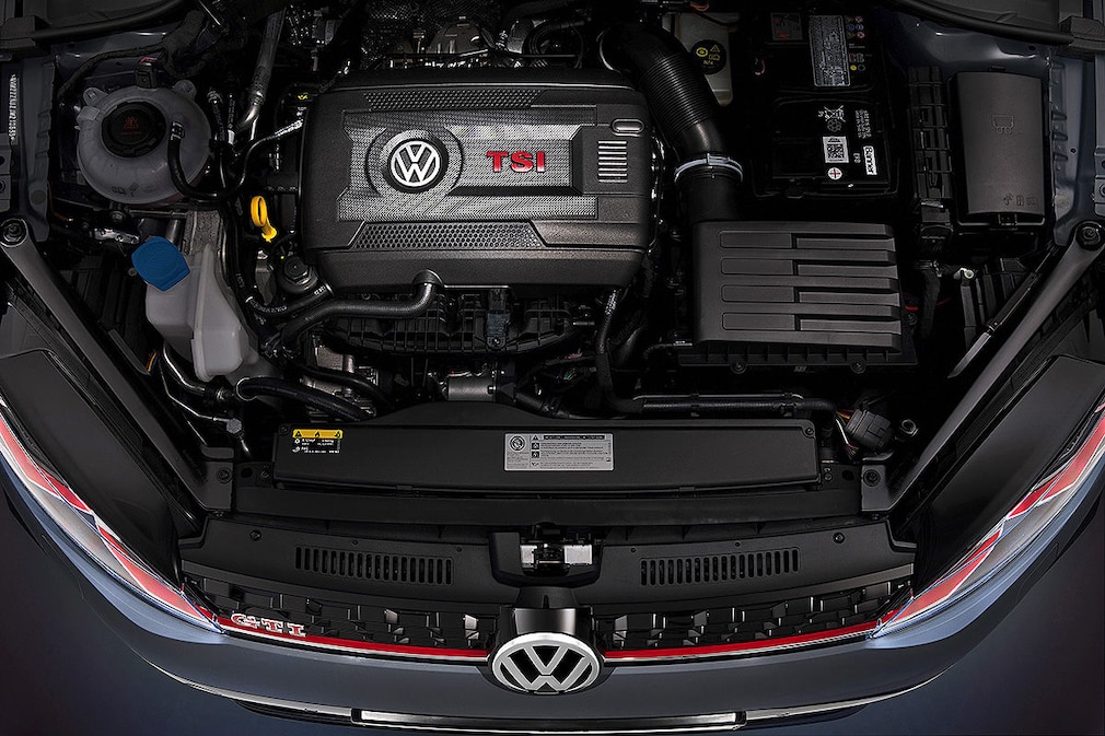 VW Golf 7 GTI TCR Concept (2018)