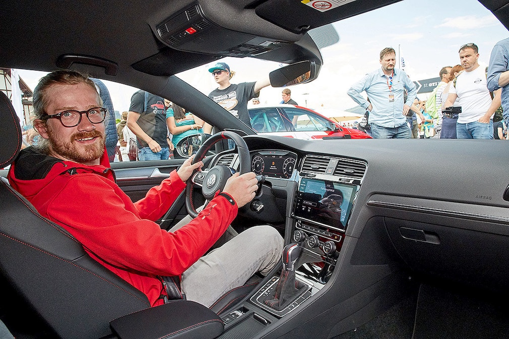 VW Golf 7 GTI TCR Concept (2018)