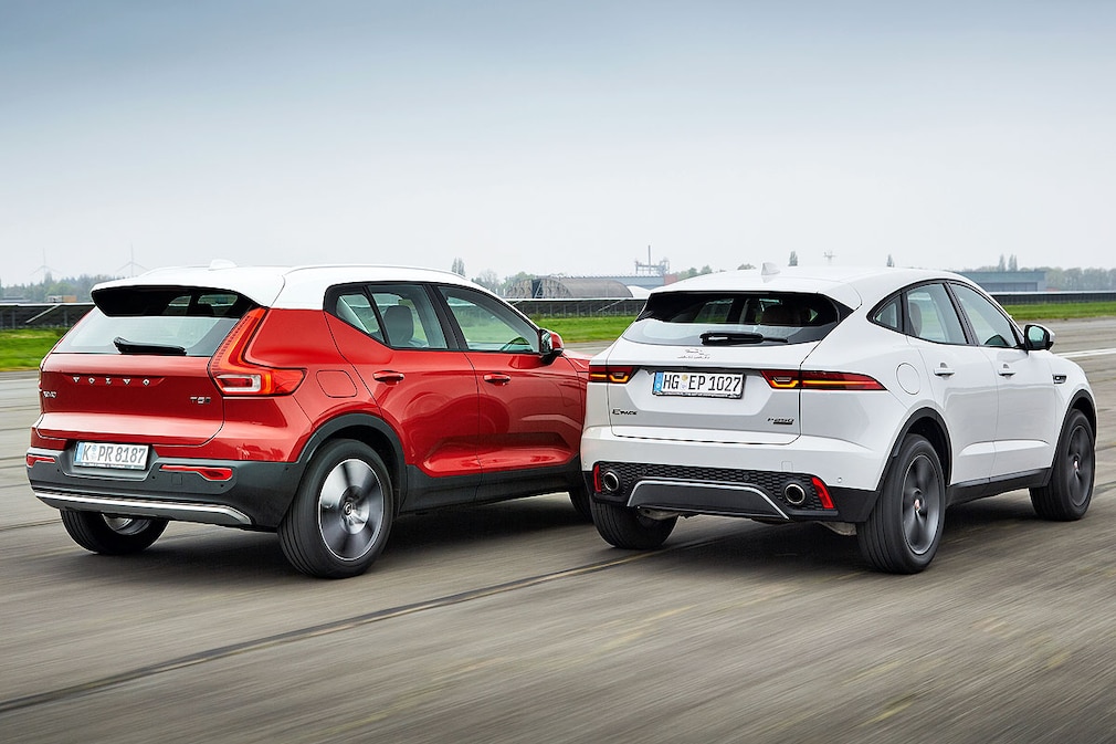 Volvo XC40 D4 AWD Jaguar E-Pace AWD