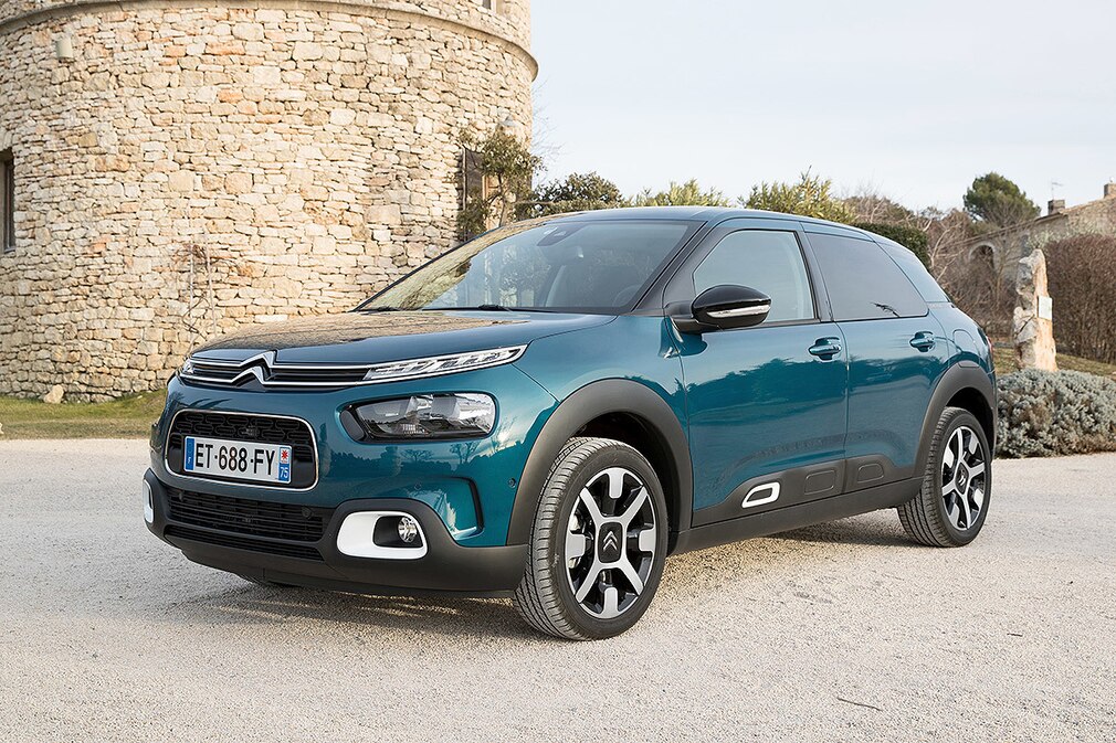 Citroen C4 Cactus 1.2 PureTech 110 Shine Navi Sitzheizung Tempomat