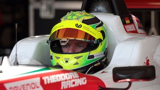 Formel 3: Günther gewinnt