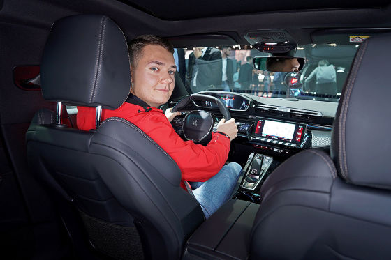 Der 508 SW wird zum Designer-Kombi
