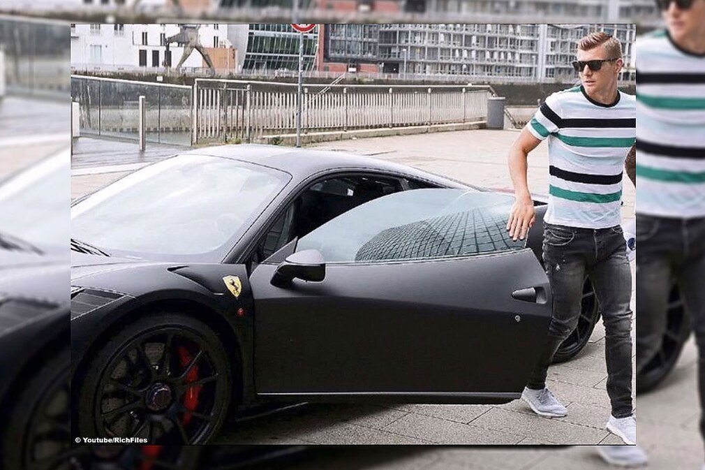 Fußballstars: Die Autos der WM-Stars