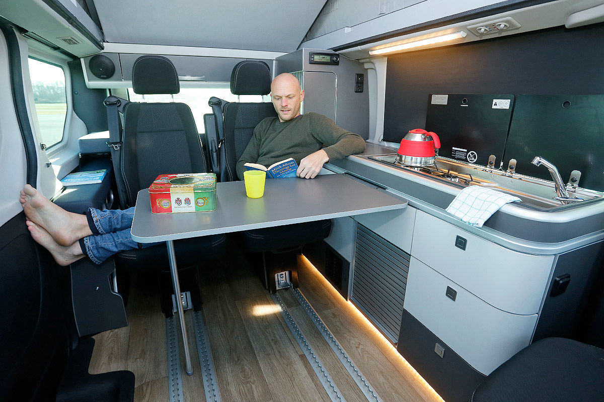 Wohnmobil Nissan Michelangelo - Innenraum