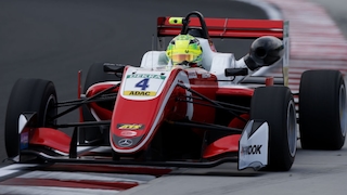 Formel 3: Günther gewinnt