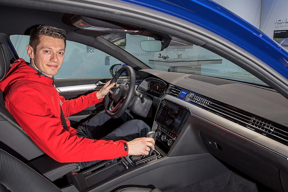 VW Passat R-Line !! Sperrfrist 06. Februar 2019 00:01 Uhr !!