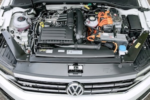 VW Passat Variant GTE