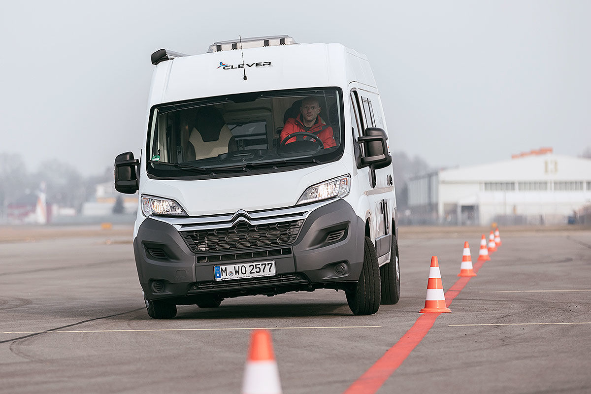 Weinsberg Roadcar Clever Wohnmobil Test Bilder Autobild De