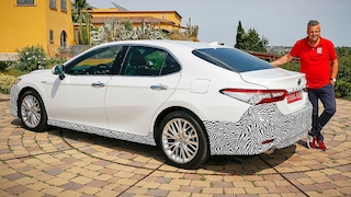 Toyota Camry Hybrid (2019): Test, Preis, Verkauf in Europa