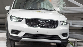 Volvo XC40, Ford Focus: Euro NCAP Crashtest 2018