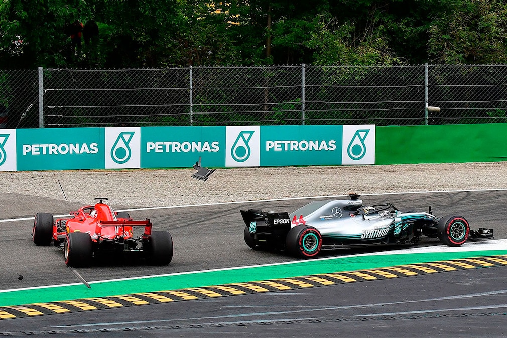 Formel 1: Vettels Fahrfehler in der Bildergalerie Formel 1: Vettels Fahrfehler in der Bildergalerie