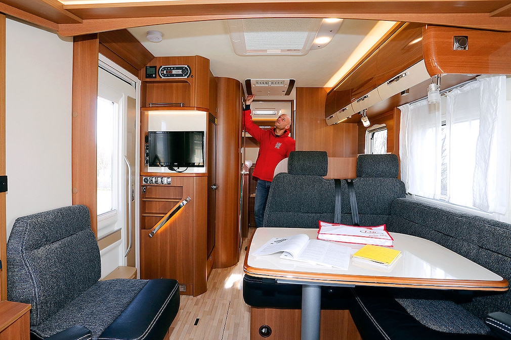 LMC Explorer Comfort I 735 G