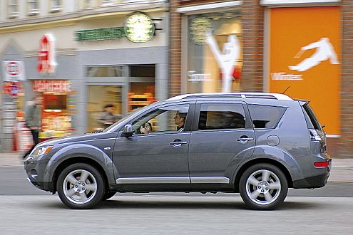 Leichtmetallräder gibt's ab der "Invite"-Version.