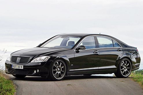 Schwarze Schönheit: Mercedes S 500 im Brabus-Trimm.