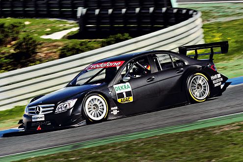 Der DTM Mercedes 2007 auf der Basis des neuen C-Klasse-Modells