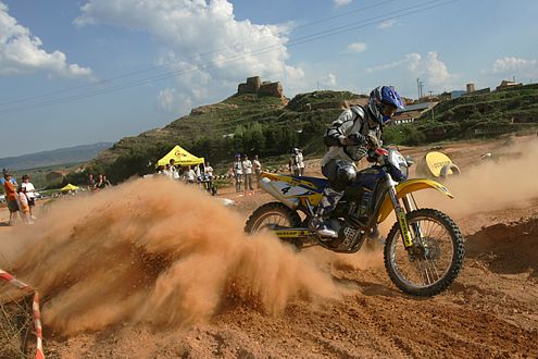Großer Enduro-Sport: Wer so fährt, der hat den Bogen raus.