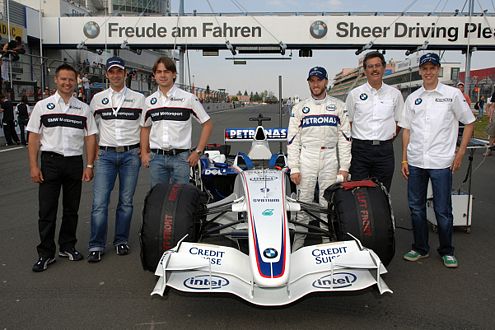 Die BMW-Truppe: Andy Priaulx, Joerg Mueller, Augusto Farfus, Nick Heidfeld, Mario Theissen, Sebastian Vettel (v.l.n.r.)