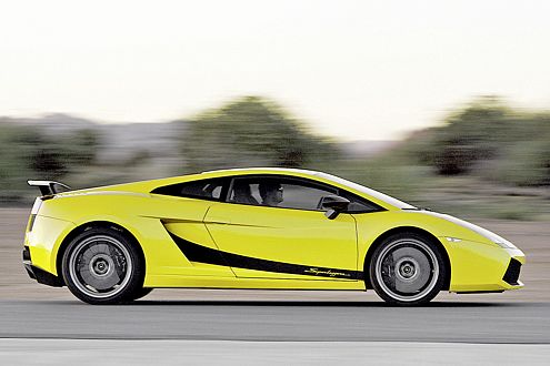 Rasant: In 3,8 Sekunden stürmt der leichte Gallardo auf Tempo 100.