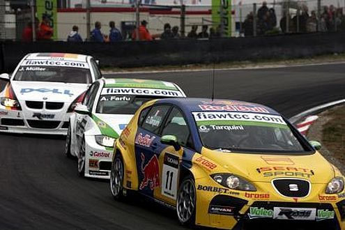 Der zweite Platz im zweiten Rennen von Zandvoort/Holland sicherte Augusto Farfus die Führung in der WTCC.