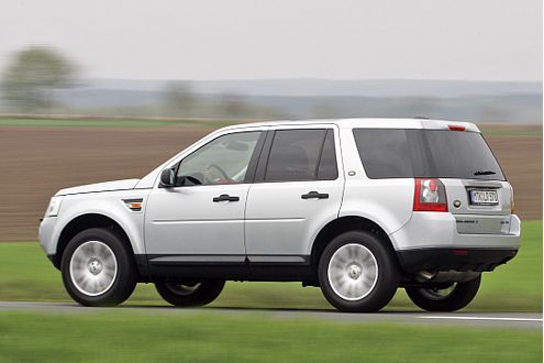 Manko Bremse: Der Freelander steht erst nach 40,5 Metern.