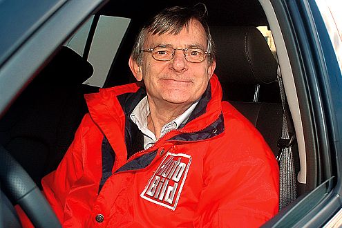AUTO BILD-Redakteur Diether Rodatz findet: "So hat der Hybrid keine Chance."