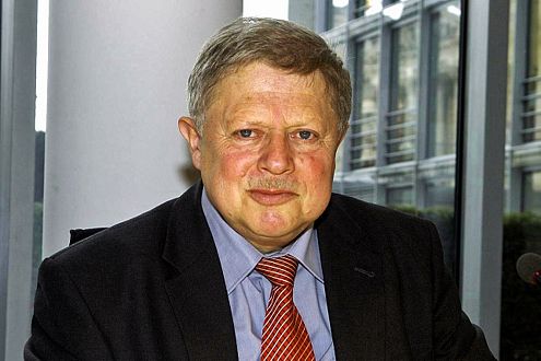 Klaus Lippold (CDU) fordert schärfere Lkw-Kontrollen an Sonntagen.