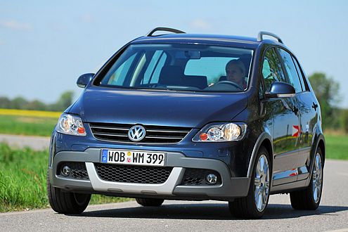 Möchtegern: Die Geländebeigaben des Golf sind und wirken aufgesetzt.