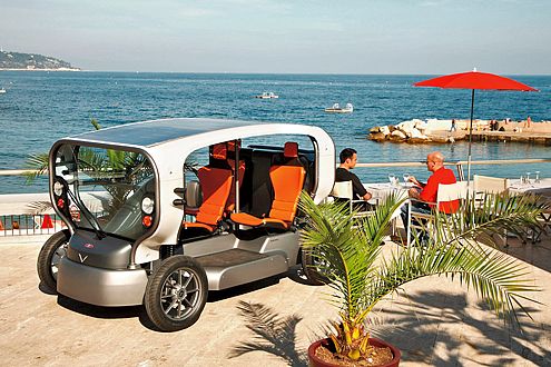 Sonne tanken: Eine Stunde ergibt Strom für einen Kilometer.