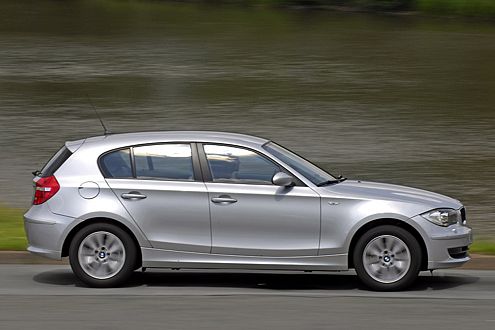 Spart mit pfiffigen Tricks: BMW 120i.