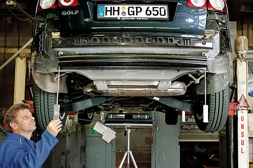 Thomas Hunsinger vermisst den Golf Plus auf 0,5 Millimeter genau.