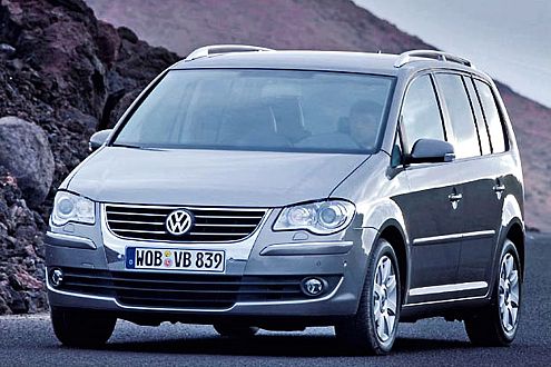 Platz 10: Der Touran ist das meistverkaufte Auto seiner Klasse.