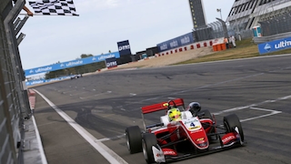Formel 3: Günther gewinnt