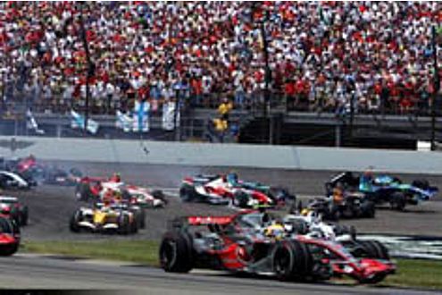 Lewis Hamilton ließ nach der ersten Kurve nichts mehr anbrennen.