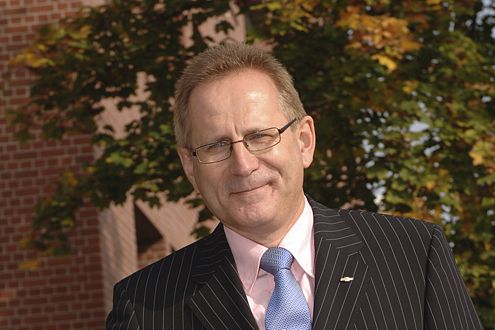 Chevrolet-Chef Sommer will die Markenbekanntheit noch 2007 erhöhen.