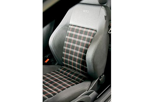 Traditionsverbunden: Im Polo sitzt man auf Karo-Bezug  wie im Ur-GTI.