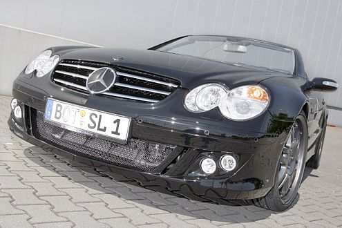 Dezent: Ausufernde Spoiler sind nicht die Sache des Über-SL.