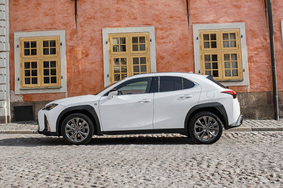 Lexus UX