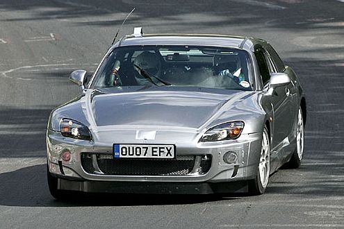 Japan-Power: 2010 betritt ein 550 PS starker Über-Honda die Sportler-Bühne.