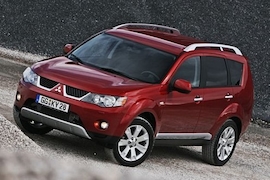 Neue Motoren für Mitsubishi Outlander