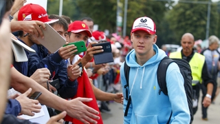 Formel 3: Günther gewinnt