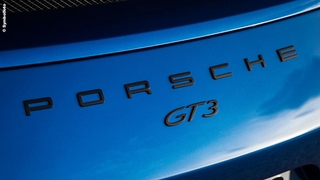 Porsche-Fahrer im Tempo-Rausch