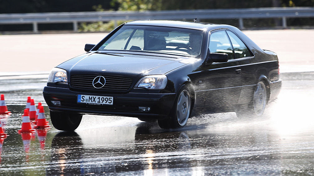 Mercedes: 40 Jahre Assistenzsysteme - AUTO BILD
