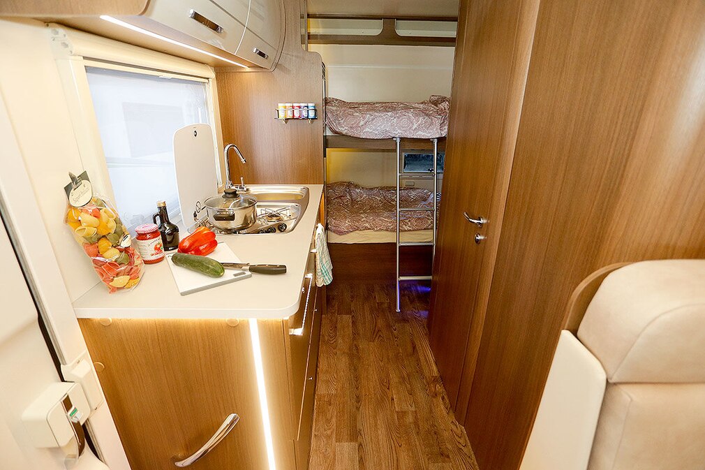 Chausson/Nobelart: Geräumige Alkoven im Wohnmobil-Test