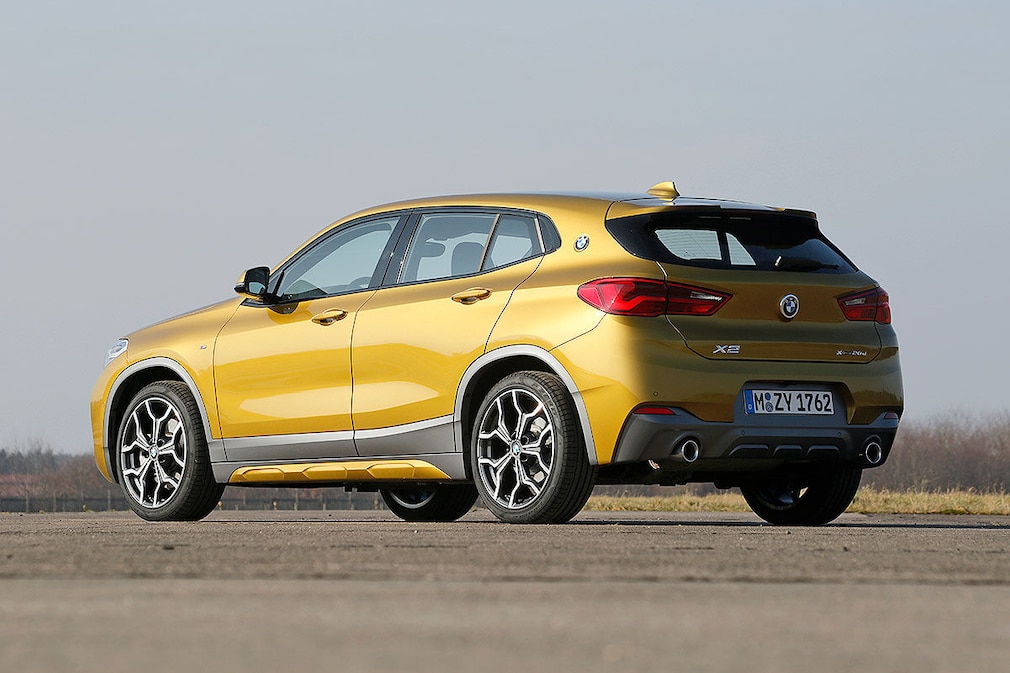 BMW X2