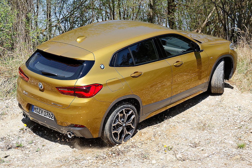 BMW X2