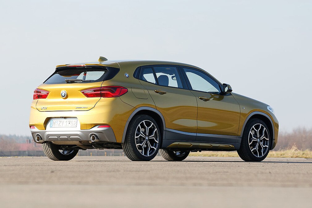 BMW X2